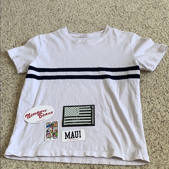 Brandy Melville t-shirt with 4 large stickers - Picture 1 of 1